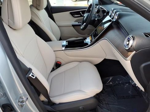 New 2027 Mercedes-Benz GLC 350e 4MATIC image 16