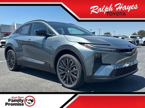 New 2026 Toyota C-HR AWD/4WD image 1