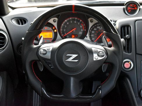 Used 2015 Nissan 370Z Coupe image 14