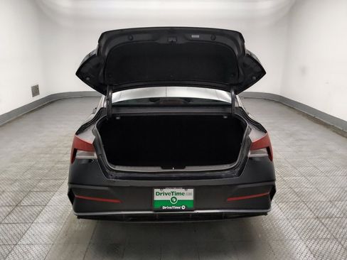 Used 2025 Hyundai Elantra Sport FWD image 29