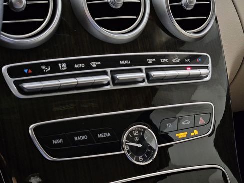 Used 2021 Mercedes-Benz C 300 Sedan w/ Premium Package image 11