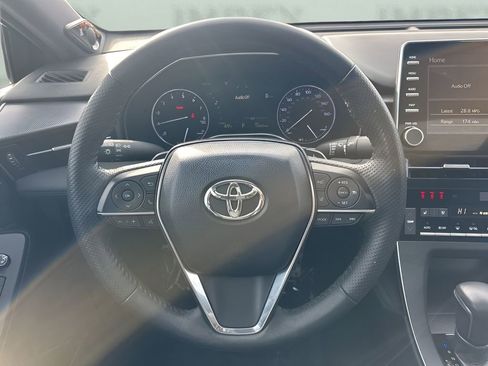 Used 2019 Toyota Avalon Touring image 15