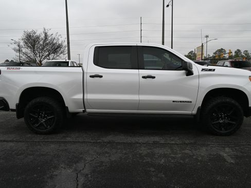 Used 2023 Chevrolet Silverado 1500 LT Trail Boss w/ Protection Package image 11