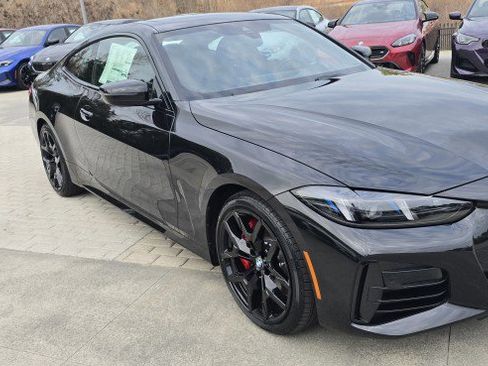 New 2026 BMW 430i Coupe w/ M Sport Package image 3