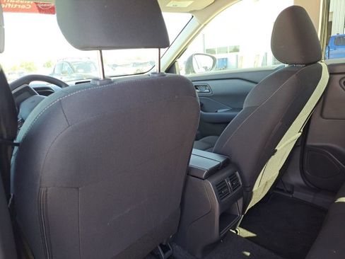 Used 2026 Nissan Rogue S FWD image 23