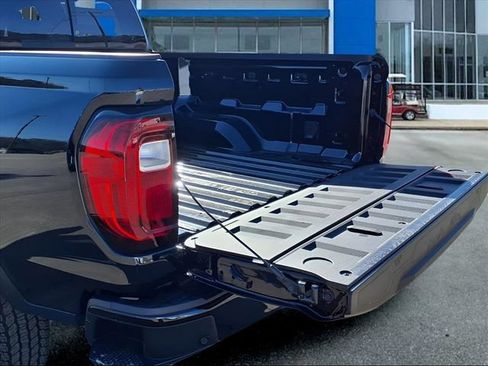 New 2026 GMC Canyon Elevation w/ Convenience Package RWD image 26