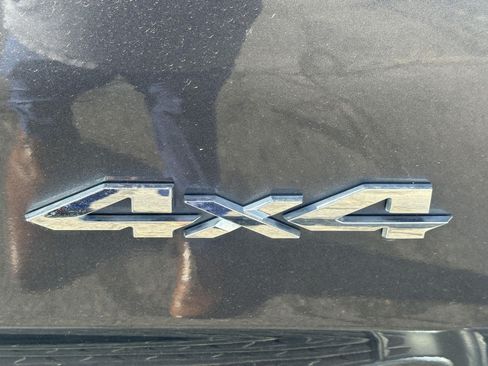Used 2022 RAM 1500 Laramie AWD/4WD image 42