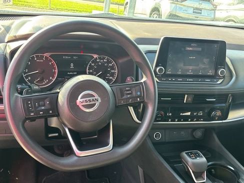 Used 2021 Nissan Rogue SV FWD image 9