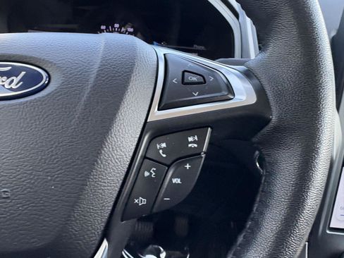 Used 2022 Ford Edge SEL w/ Convenience Package AWD/4WD image 11