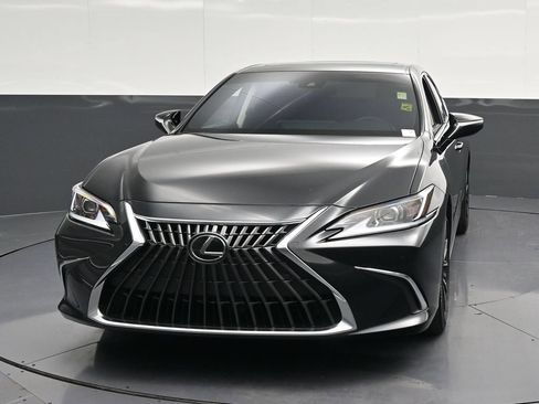 Used 2025 Lexus ES 300h w/ Premium Package FWD image 6