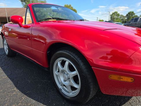Used 1994 MAZDA MX-5 Miata RWD image 46