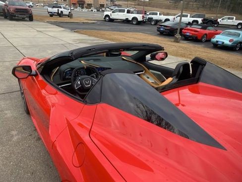 Used 2023 Chevrolet Corvette Stingray Preferred Conv w/ Z51 Performance Package image 9