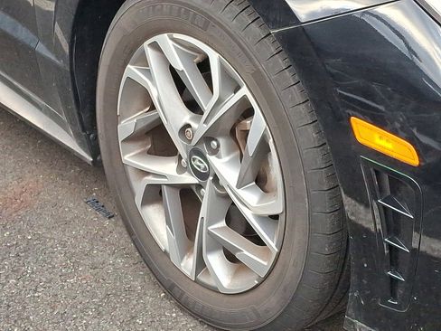 Used 2023 Hyundai Sonata SEL w/ Preferred Accessory Package image 10