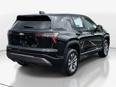 Used 2025 Chevrolet Equinox LT FWD image 6