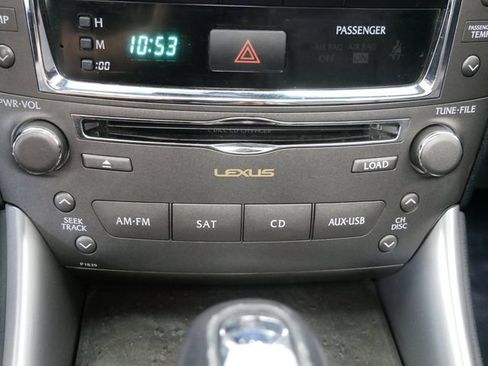 Used 2010 Lexus IS 250C w/ Luxury Pkg RWD image 21