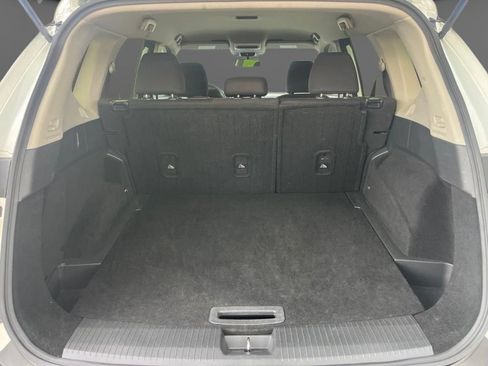 Used 2023 Nissan Rogue S AWD/4WD image 28