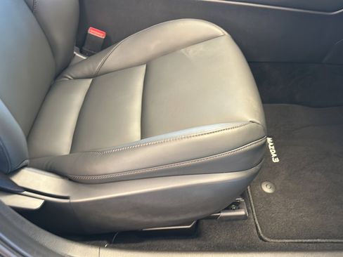 Used 2025 MAZDA MAZDA3 s image 22