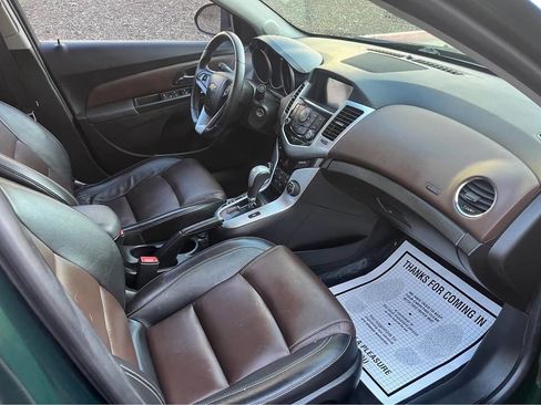Used 2015 Chevrolet Cruze LT image 11
