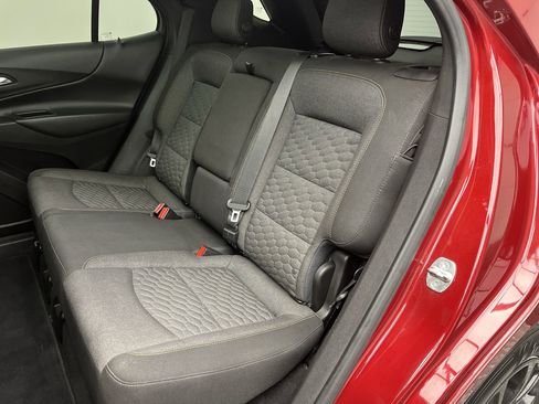 Used 2019 Chevrolet Equinox LT w/ Sun & Navigation Package image 12