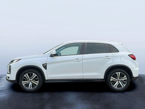 Used 2020 Mitsubishi Outlander Sport ES image 2