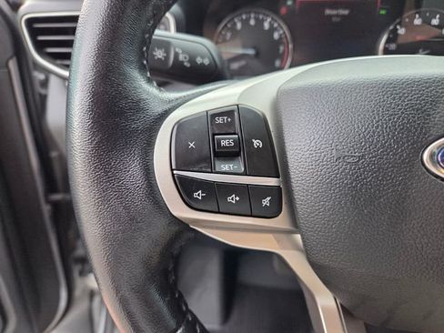 Used 2022 Ford Explorer XLT w/ Equipment Group 202A RWD image 27