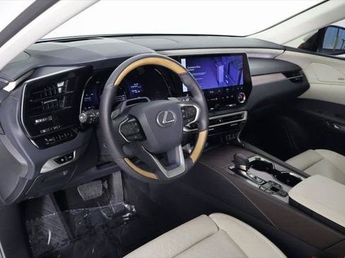 Certified 2026 Lexus RX 450h AWD w/ Convenience Package image 7