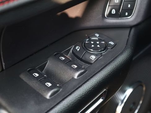 Used 2021 Ford Expedition Limited AWD/4WD image 16