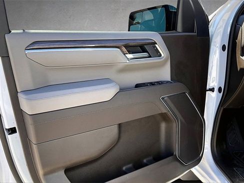 Used 2026 Chevrolet Silverado 1500 LT image 18