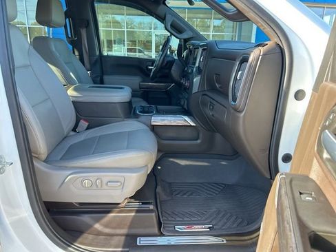 Used 2021 Chevrolet Silverado 2500 LTZ image 34