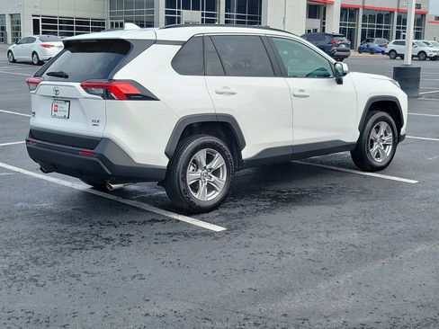 Certified 2025 Toyota RAV4 XLE AWD/4WD image 5