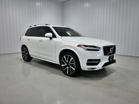 Used 2019 Volvo XC90 T6 Momentum w/ Advanced Package AWD/4WD image 3
