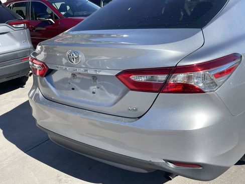 Used 2019 Toyota Camry LE image 4
