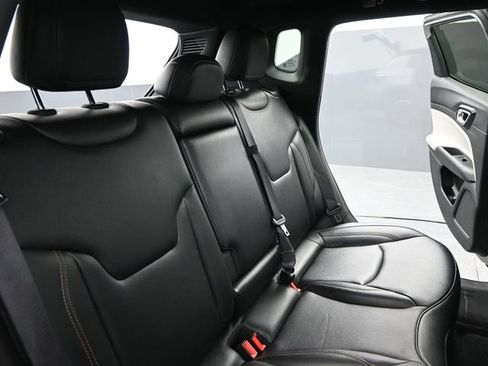 Used 2024 Jeep Compass Limited image 20