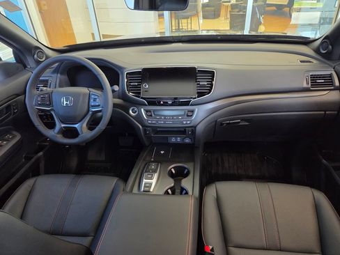 Certified 2026 Honda Ridgeline TrailSport image 32