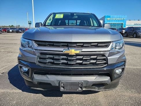 Used 2022 Chevrolet Colorado LT w/ LT Convenience Package image 2