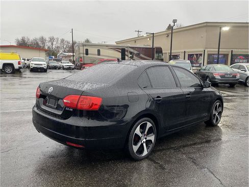 Used 2012 Volkswagen Jetta SE FWD image 5