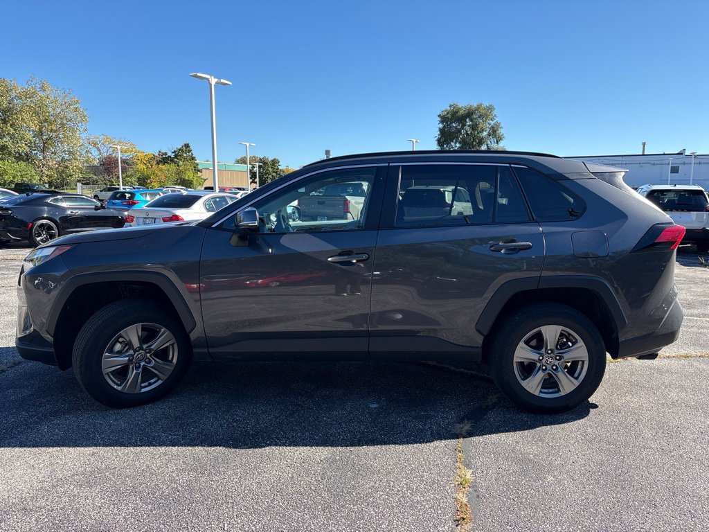 Used 2025 Toyota RAV4 XLE w/ Convenience Package AWD/4WD image 3