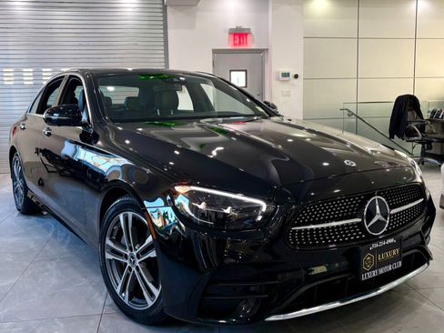 Used 2023 Mercedes-Benz E 350 E 350 4MATIC Sedan image 24