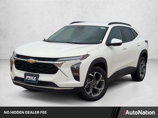 Used 2025 Chevrolet Trax LT FWD video 1