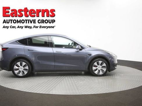 Used 2023 Tesla Model Y Long Range AWD/4WD image 40