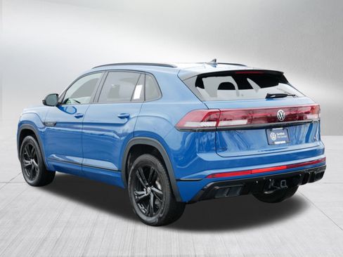 Certified 2025 Volkswagen Atlas Cross Sport SEL R-Line image 5