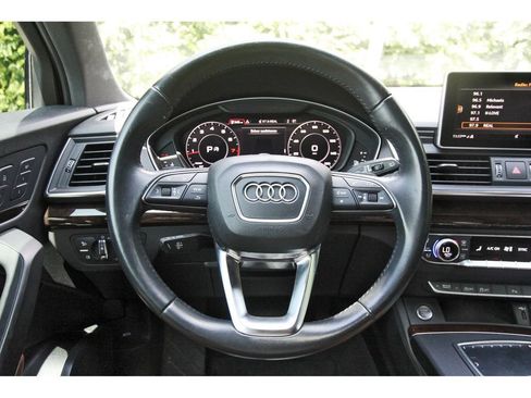 Used 2019 Audi Q5 2.0T Premium Plus w/ Premium Plus Package AWD/4WD image 14