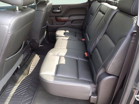 Used 2018 GMC Sierra 1500 SLT image 21