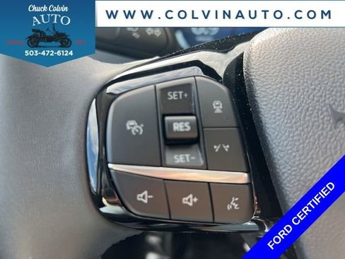 Certified 2025 Ford Escape Platinum AWD/4WD image 20