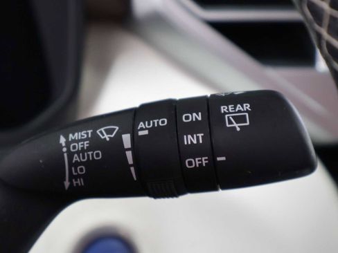 Used 2024 Toyota Sequoia Capstone AWD/4WD image 25