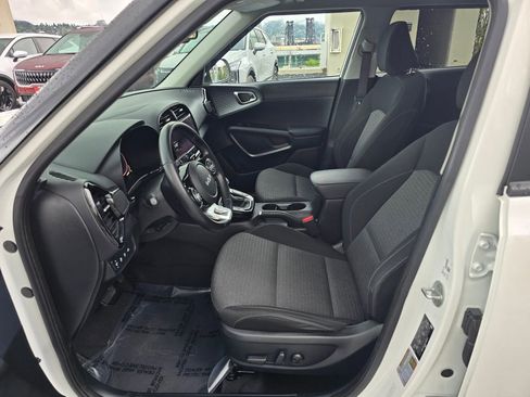Certified 2023 Kia Soul EX FWD image 22