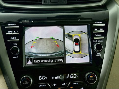 Used 2019 Nissan Murano Platinum w/ Cargo Package AWD/4WD image 17
