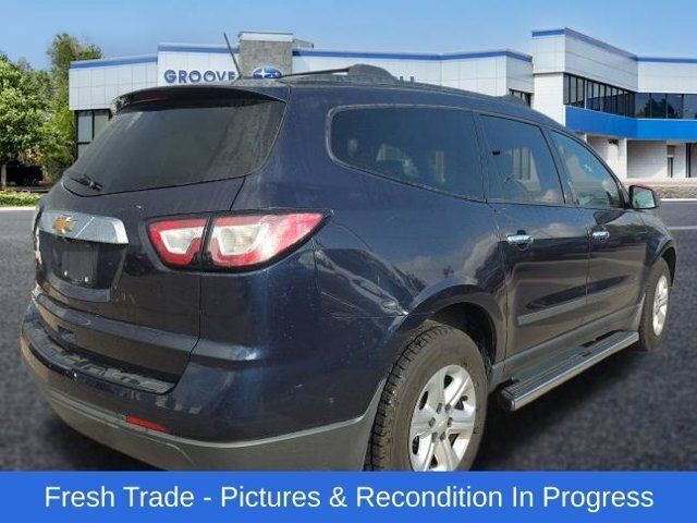 Used 2017 Chevrolet Traverse LS w/ LPO, 'HIT The Road' Package FWD image 5