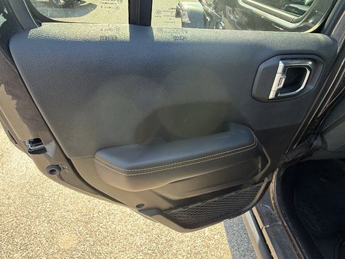 Used 2025 Jeep Wrangler Backcountry AWD/4WD image 22