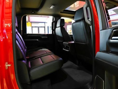 Used 2024 Chevrolet Silverado 3500 LTZ w/ LTZ Convenience Package AWD/4WD image 38